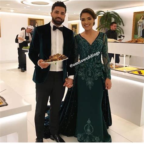 Website undangan pernikahan online memungkinkan anda untuk memasukkan informasi yang tidak bisa disampaikan melalui undangan kertas seperti contohnya galeri foto, galeri video, streaming video pernikahan online, buku tamu online, sumbangan online atau gift online, cerita cinta, quotes pernikahan, penghitung waktu mundur, background music. Pin by Ghezal Faizy on Nikah | Afghan wedding, Bride ...