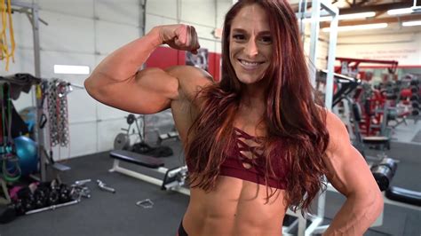 Super Ripped Female Muscle Hdphysiques Presents Kayla Youtube