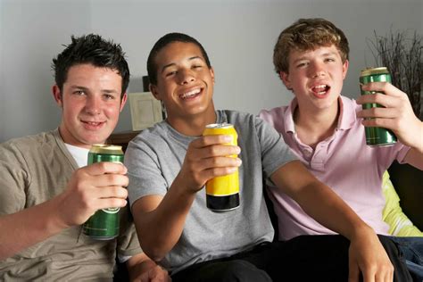 Warning Signs Of Underage Drinking And Alcohol Abuse