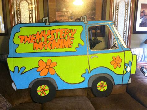 5 out of 5 stars. Cardboard mystery machine I made | Scooby Doo party ...