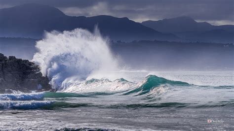 Crashing Waves Over The Rocks 8500728 Edit — Dpc Photography