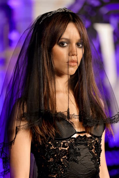 Jenna Ortega Wears A Gothic Wedding Dress To The ‘wednesday Premiere