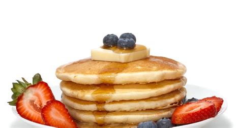 5 Healthy Pancake Recipes You Need To Try Out This Fat Tuesday