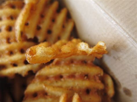 1 kari pasta + 1 crispy fries + 1 pepsi can. Review: Pizza Hut - Waffle Fries | Brand Eating