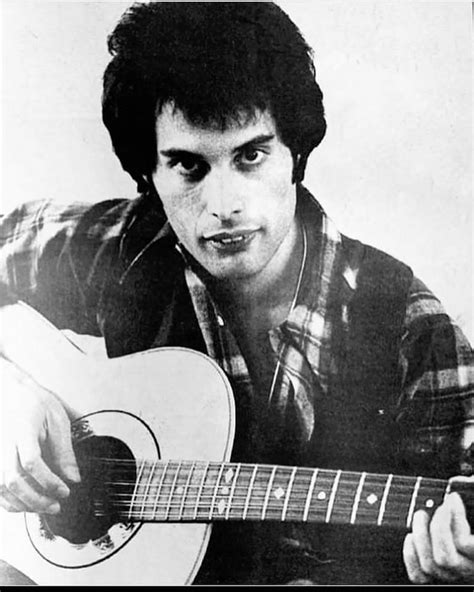 Freddie Playing Guitar 1978 Rqueen