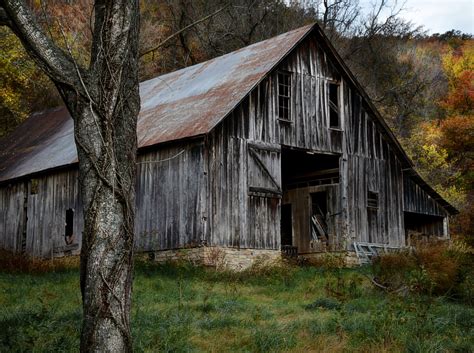 1.6k likes · 2 talking about this · 12 were here. Boxley Valley Arkansas Barn | Old barns, Barn, National parks