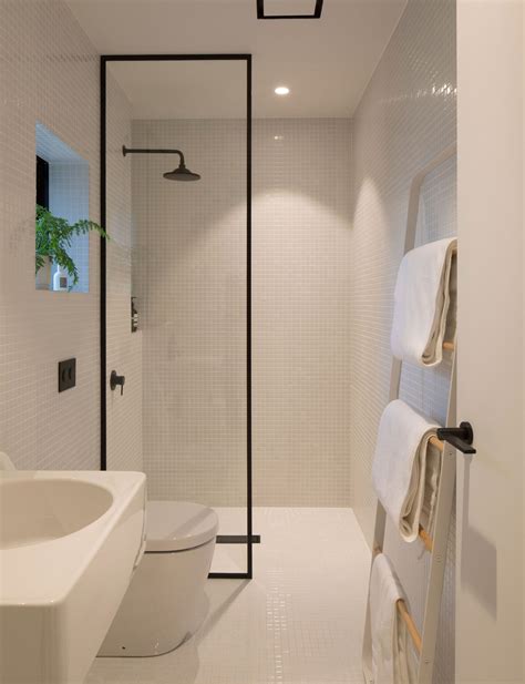How Minimalist Design Took This Small Bathroom To The Next Level