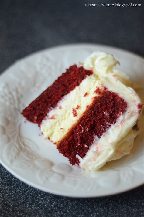 I Heart Baking Red Velvet Cake With Cheesecake Middle