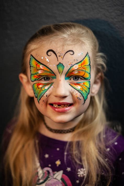 Hire Sparkles And Swords Face Painter In Mckinney Texas