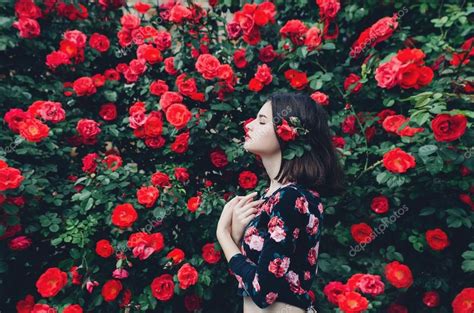23 Nature Beautiful Girl With Flower Wallpaper Basty Wallpaper