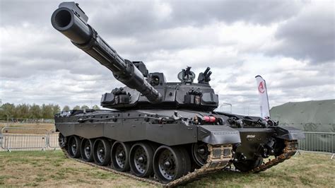 The British Armys Main Battle Tank Gets A Dark Mode For Night