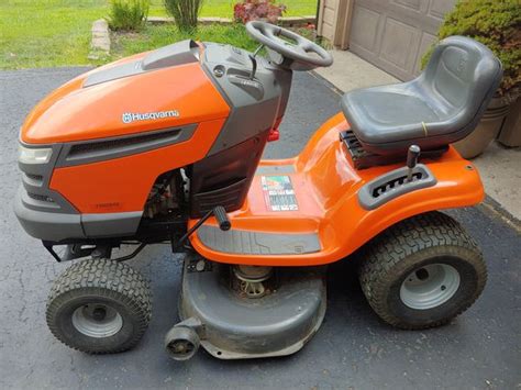 Husqvarna Yth2042 Riding Lawn Mower For Sale In Indianapolis In Offerup