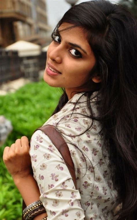 Malavika Mohanan Lovely And Cute Images Only On Bollywood Camp Asian