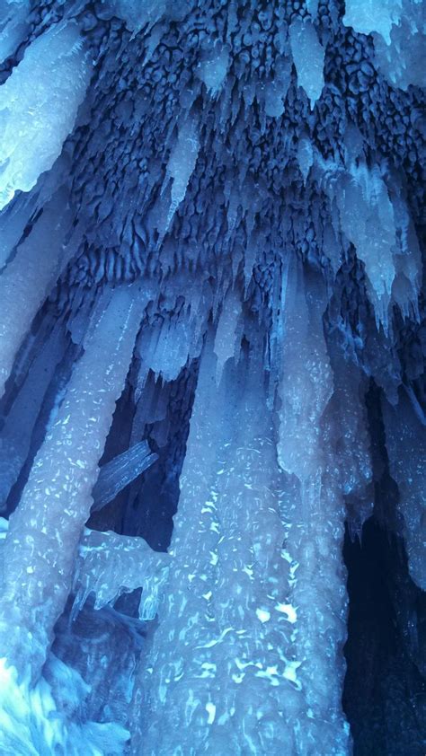 Ice Hanging Inside A Cave Ice Caves Lake Superior Wisconsin Kunst Eis