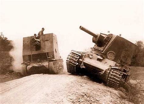 Sturmpanzer And Kv2 German Armored Forces And Vehicles Gallery