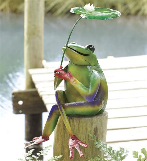 Frog Garden Decorative Solar Lamp Statue Shape L 高い素材