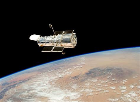 Hubble Space Telescope Marks 25 Years In Orbit Cbs News