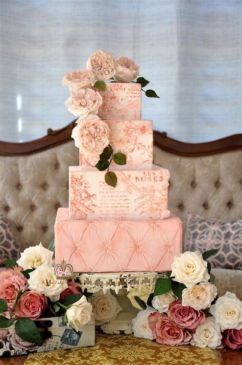 The French Affair Decorated Cake By Sumaiya Omar The Cakesdecor