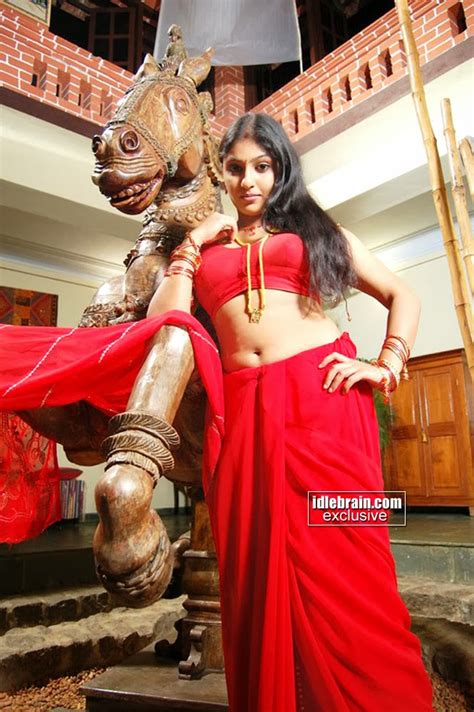 Indian Garam Masala Sexy And Hot Tamil Actress Monica Hot Navel Stills