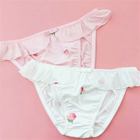 New Japanese Girl Printed Strawberry Milk Silk Low Waist Pants Shorts