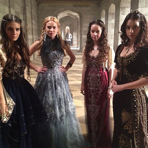 Lady Kenna Greer Lady Lola And Queen Mary ~ Reign Reign Outfits Reign Dresses Gowns Dresses