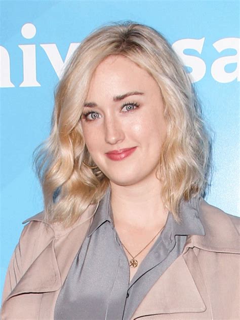 Pictures Of Ashley Johnson
