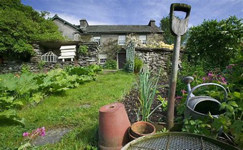 Visit Hill Top Beatrix Potters Home Sawrey Stay At Townfoot Cottages