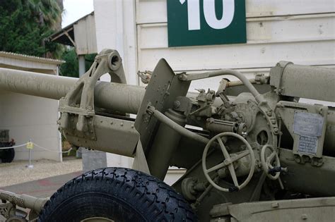 130 Mm Towed Field Gun M1954 M 46 English