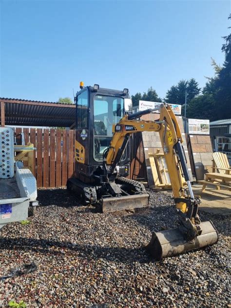 Mini Digger Hire Tonne Per Day Landscape Garden Supplies