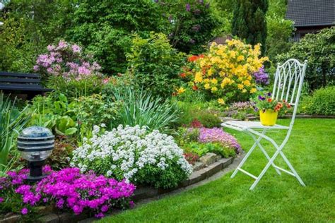 25 Beautiful Flower Bed Design Ideas For Stunning Front Yard Page 6 Of 25