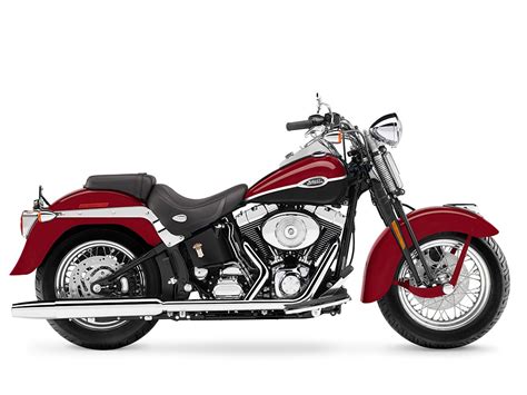Has windshield with quick release mount. Harley-Davidson Softail Springer Classic FLSTSCI (2006 ...