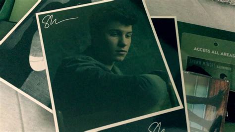 Unboxing Shawn Mendes Illuminate Special Edition Youtube