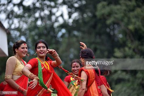 Nepalese Devotees Woman Dance During Teej Festival Celebrations At News Photo Getty Images