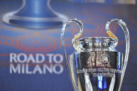 Once ideal de la fase de grupos en la Champions League
