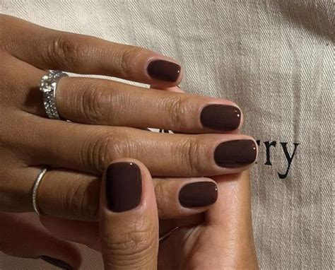 TOP Old Money Nail Colors That Radiate Elegance