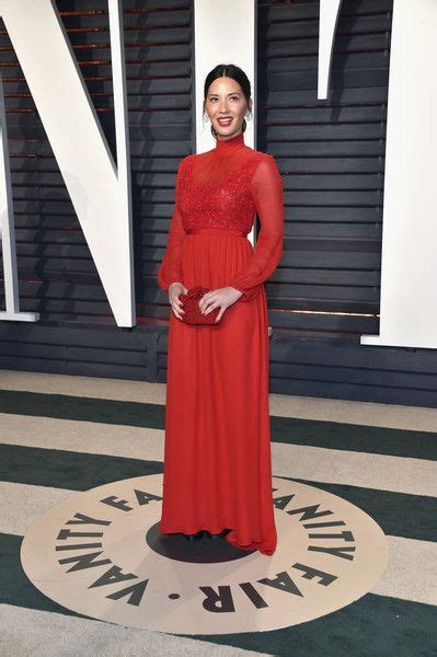 Olivia Munn In Giambattista Valli Dress 2017 Vanity Fair Oscar Party