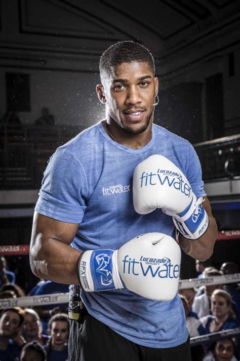 15 октября 1989 | 31 год. Photos: Anthony Joshua Sets a New Guinness World Record ...