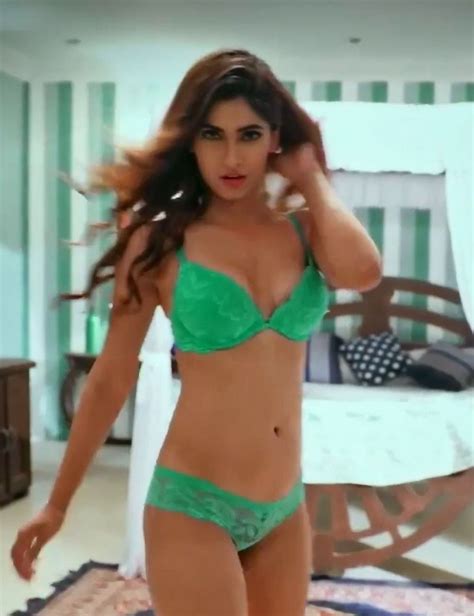 Meet Ragini Mms Returns Star Karishma Sharma Bollybytes Hot Sex Picture