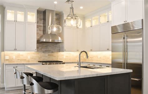 Did you scroll all this way to get facts about custom kitchen cabinets? Kitchen Cupboards Scottsdale Arizona | Custom Cabinets USA