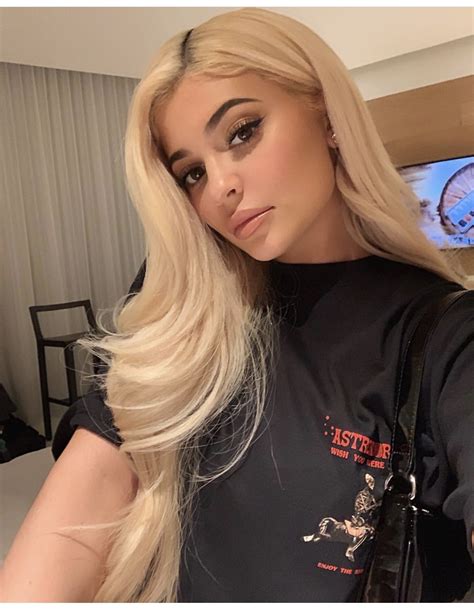 Kylie Jenner Blonde Hair Ariel Makeupbyariel • Instagram Photos And Videos Formula 1