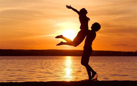Lovers Wallpapers Top Free Lovers Backgrounds Wallpaperaccess