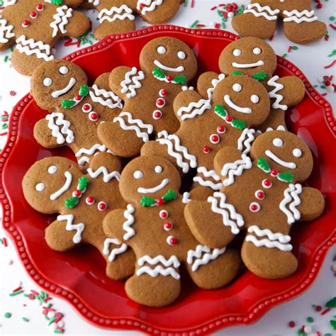Soft And Chewy Gingerbread Men Cookies Mom Loves Baking