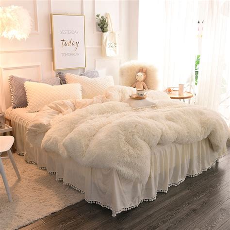 Sensory Pompom Fluffy Mink Fleece Bed Set Cream Bedding For All