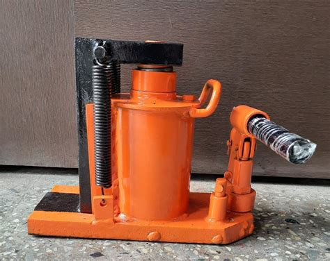 Hydraulic Toe Jack For Industrial Capacity 5ton Rs 8500 Piece Id