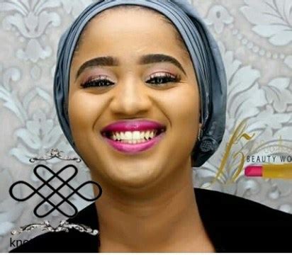 Kasan wani abu ni a ganina you shud b patience kawai ka karbi auren tunda har yabaka choice na gaba ka auro duk wacce tamaka kaga it's simple ka auri yarinyar kawai kuma beside ba out sider bace she's your cousin sis kasanta kumafa gidankuma daya nasan ba matsala. AISHA HUMAIRA Part 1 ~ DOMIN SAMUN LITTATTAFAN HAUSA