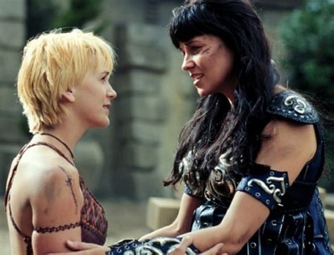 xena and gabrielle to return in ‘full on lesbian relationship q news