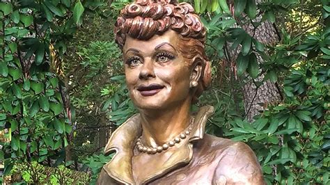 Lucille Ball Sculptor On New Polka Dotted Statue I Just Hope Everyone S Pleased Hollywood