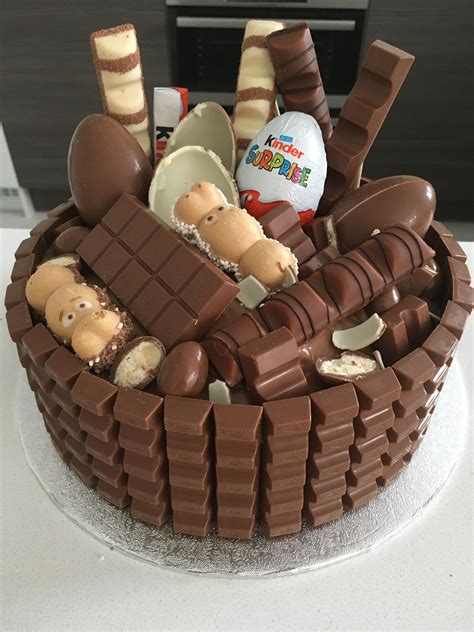 Kinder themed cake made with over 80+ bars of kinder chocolate !!! Even ...
