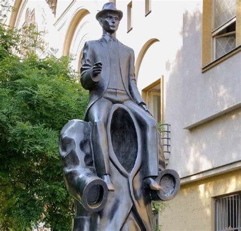 10 Of The Weirdest Statues Ever Made