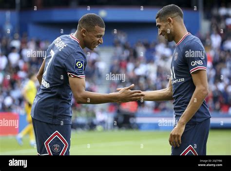 Update More Than 65 Mbappe And Hakimi Wallpaper Super Hot Incdgdbentre